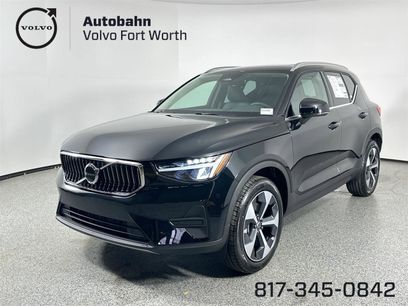 New 2025 Volvo XC40 B5 Core w/ Protection Package Premier