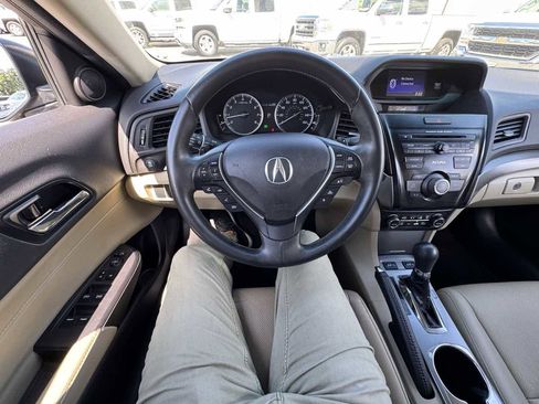 Used 2015 Acura ILX w/ Premium Package FWD image 32