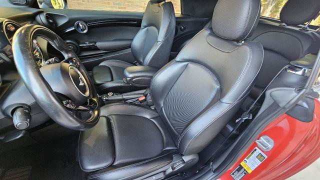 Used 2016 MINI Cooper S FWD image 13