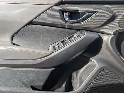 Certified 2025 Subaru Crosstrek 2.5i Limited image 17