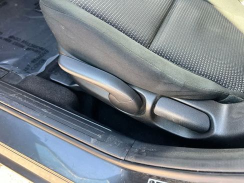 Used 2012 MAZDA MAZDA3 i Touring image 21