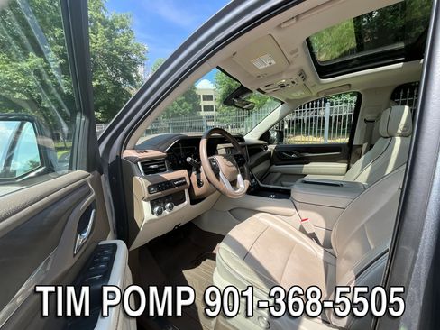 Used 2021 GMC Yukon Denali w/ Denali Premium Package AWD/4WD image 9