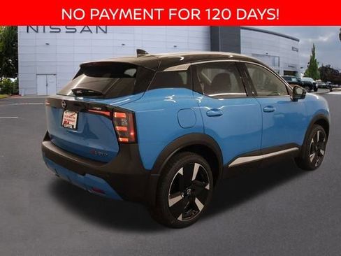 New 2025 Nissan Kicks SR w/ SR Premium Package image 2