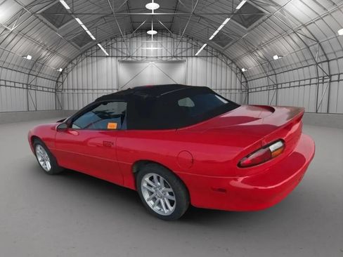 Used 2002 Chevrolet Camaro Z28 w/ SS Performance/Appearance Pkg RWD image 16