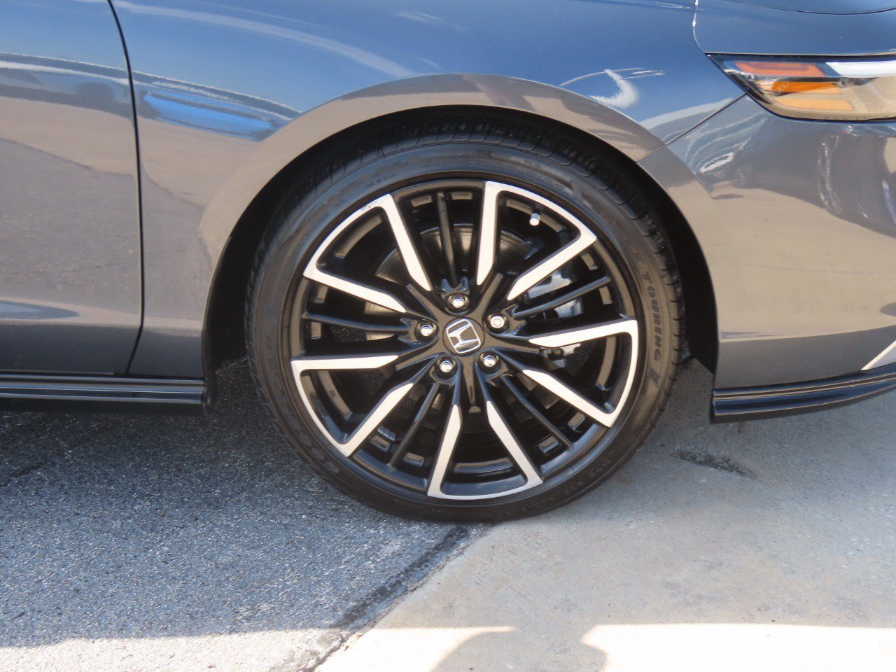 Used 2026 Honda Accord Touring image 9