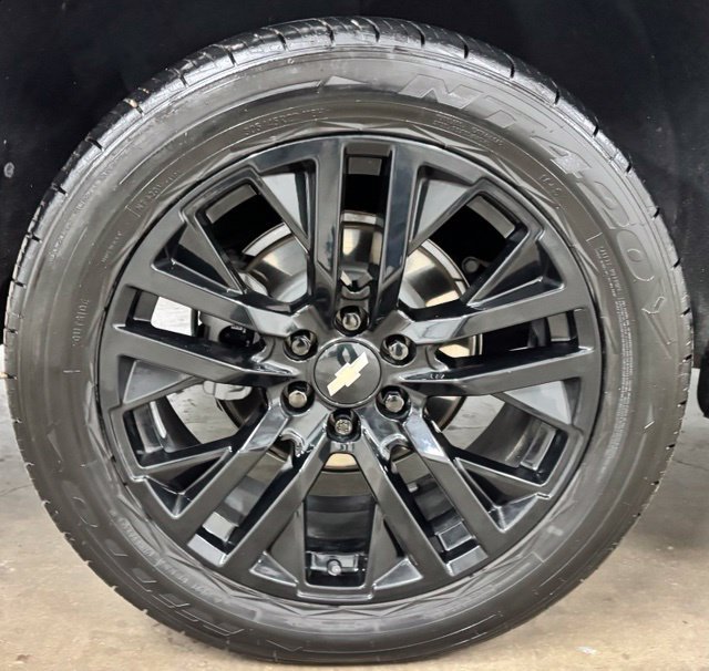 Used 2022 Chevrolet Tahoe LT w/ LT Signature Plus Package RWD image 8