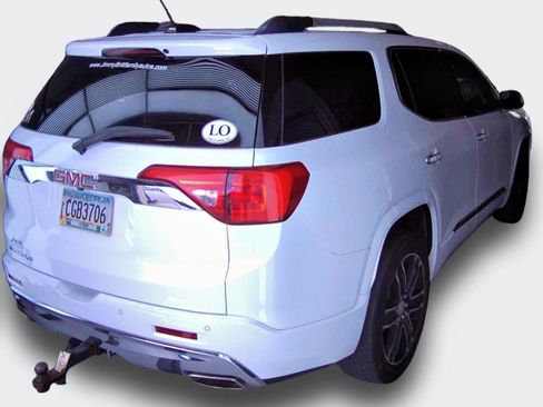 Used 2019 GMC Acadia Denali FWD image 8