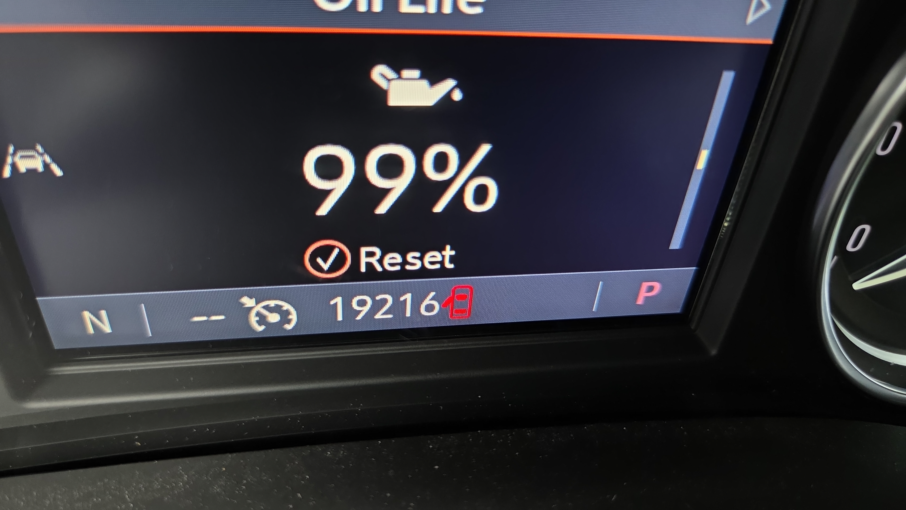 Used 2022 Buick Enclave Essence w/ Experience Buick Package FWD image 31