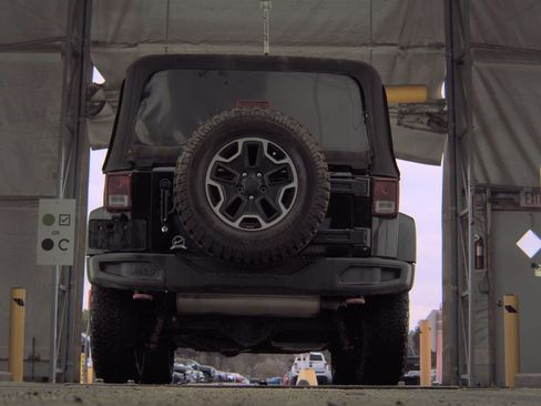 Used 2016 Jeep Wrangler Rubicon image 7