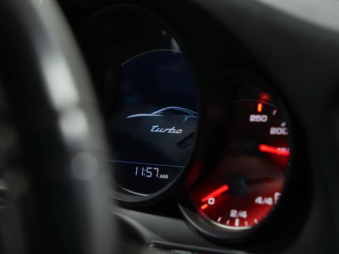 Used 2016 Porsche 911 Turbo image 23