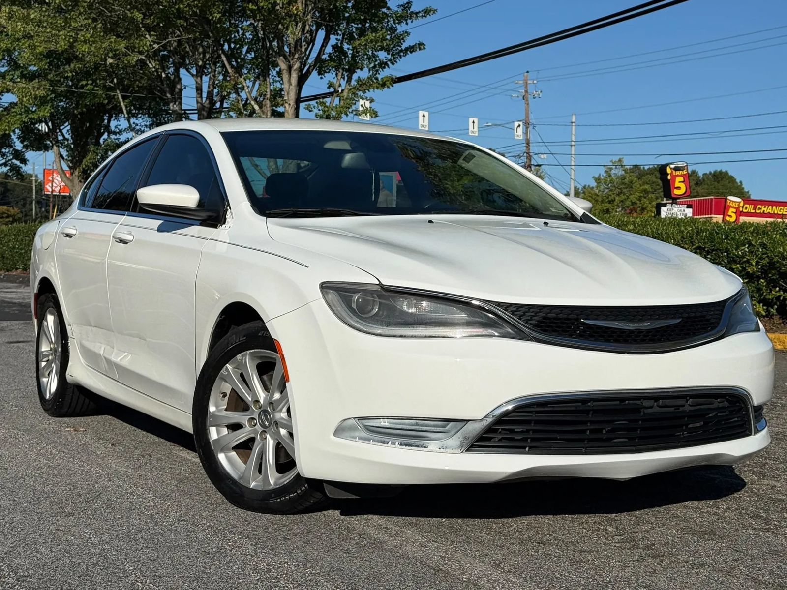 Used 2015 Chrysler 200 Limited w/ Convenience Group FWD image 1