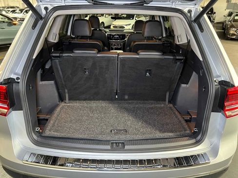 Used 2019 Volkswagen Atlas SEL Premium AWD/4WD image 16