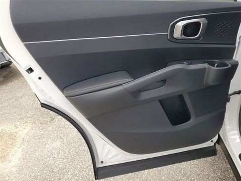 New 2025 Kia Sorento EX w/ Panoramic Sunroof Package image 24