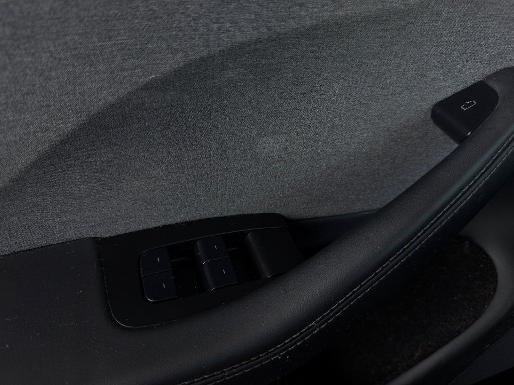Used 2025 Tesla Model 3 Long Range RWD image 25