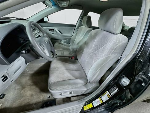 Used 2011 Toyota Camry LE w/ Fleet Convenience Pkg FWD image 22