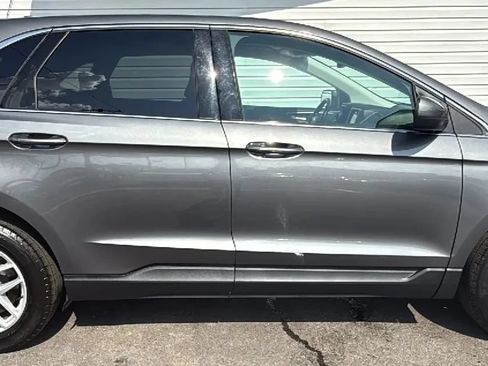 Used 2023 Ford Edge SEL AWD/4WD image 4