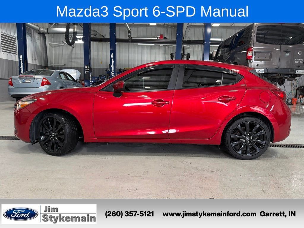 Used 2018 MAZDA MAZDA3 Sport FWD image 5