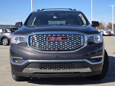 Used 2018 GMC Acadia Denali w/ Technology Package image 11