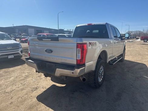 Used 2019 Ford F250 XLT w/ XLT Premium Package image 7