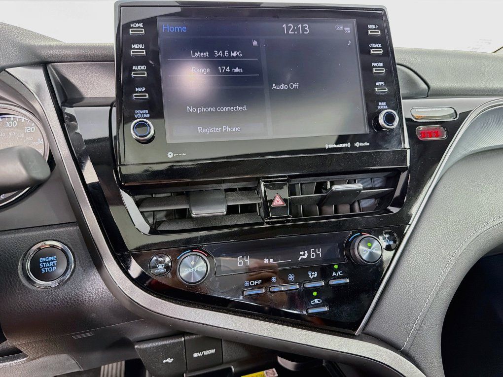 Used 2024 Toyota Camry SE w/ Cold Weather Package FWD image 19