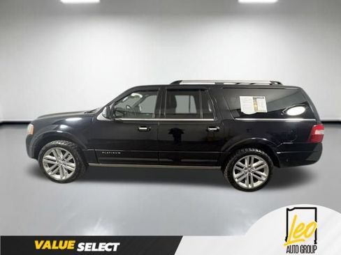 Used 2017 Ford Expedition EL Platinum AWD/4WD image 2