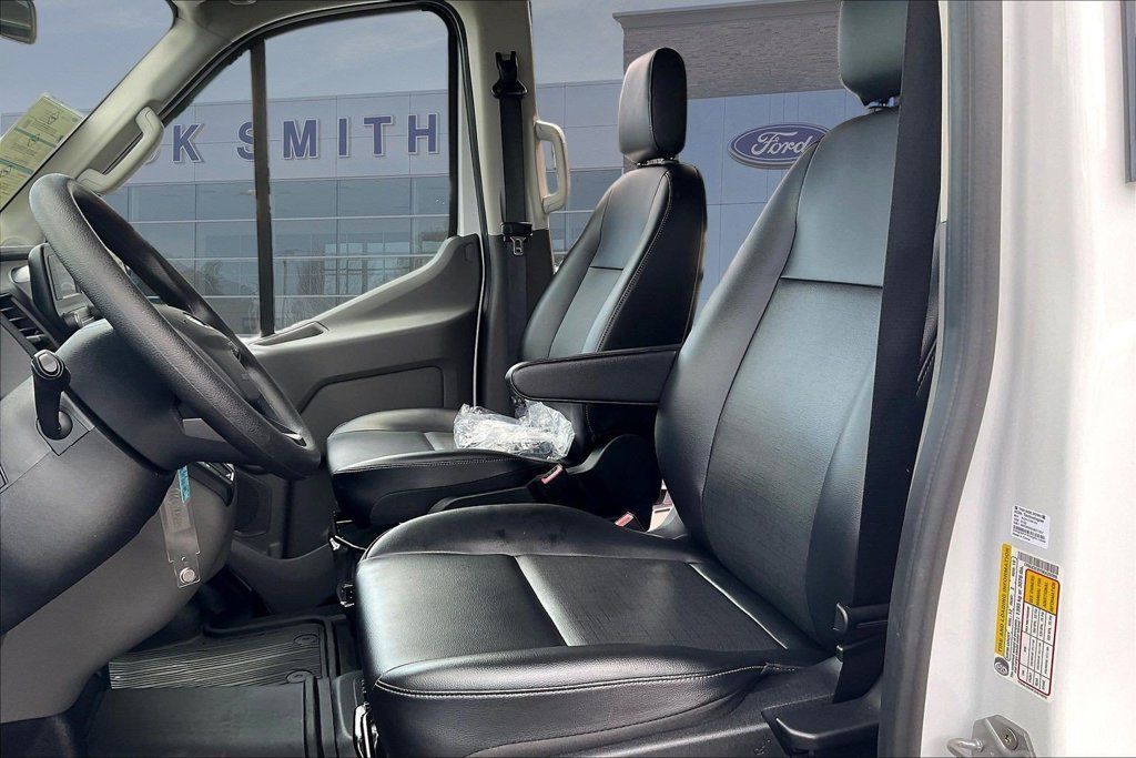 Used 2025 Ford Transit 350 XL RWD image 21