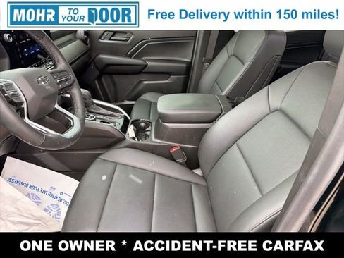 Used 2025 Chevrolet Colorado Trail Boss image 16