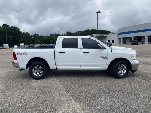 Used 2023 RAM 1500 Classic SLT w/ Trailer & Traction Group AWD/4WD image 8
