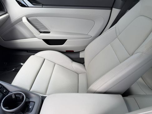 Certified 2021 Porsche 911 Carrera 4S image 15