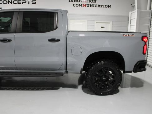 Used 2024 Chevrolet Silverado 1500 LT Trail Boss w/ Convenience Package II AWD/4WD image 3