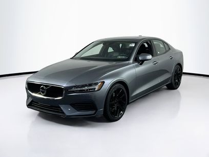 Used 2020 Volvo S60 T5 Momentum