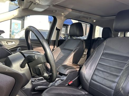 Used 2014 Ford Escape Titanium image 10