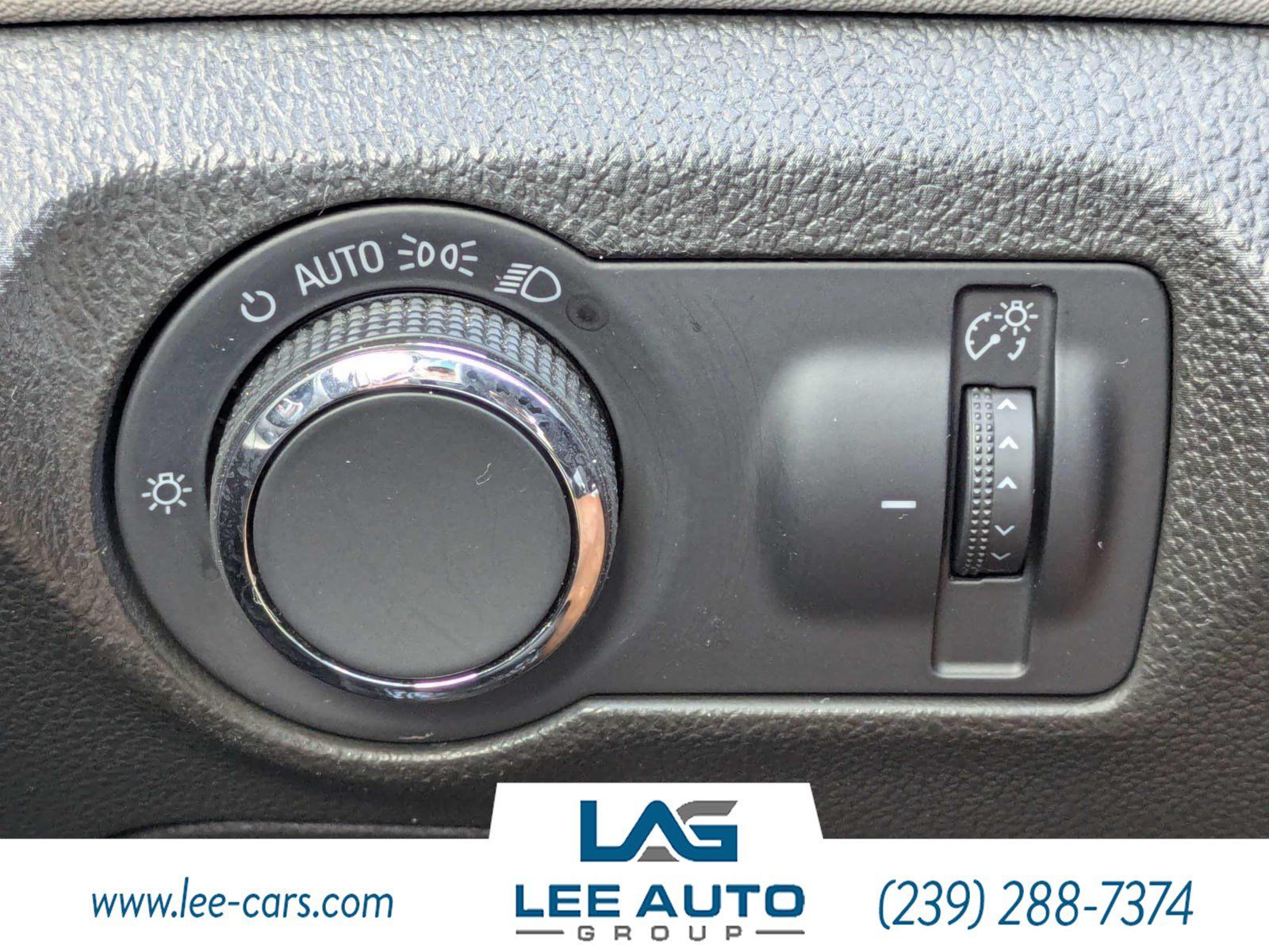 Used 2015 Chevrolet Cruze LS FWD image 18