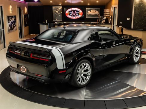 Used 2023 Dodge Challenger SRT Hellcat Redeye RWD image 12