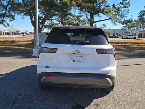 Used 2026 Chevrolet Equinox LT w/ Convenience Package II image 4