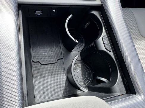 Used 2024 Hyundai Palisade Calligraphy image 28