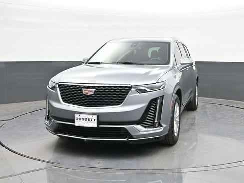 Used 2025 Cadillac XT6 Luxury FWD image 27