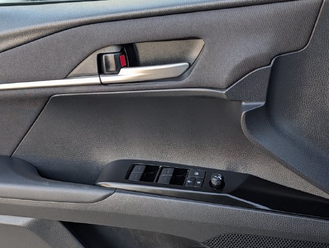 Used 2025 Toyota Camry LE FWD image 24