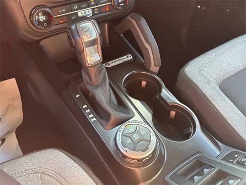 Used 2023 Ford Bronco Big Bend image 16