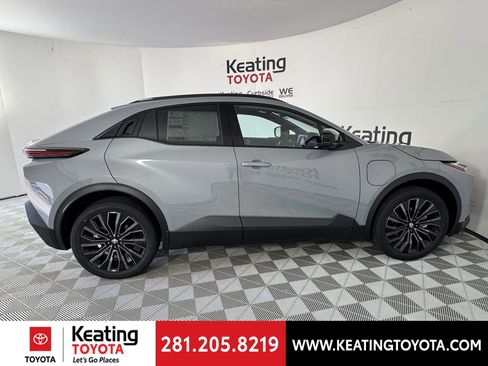 New 2026 Toyota C-HR image 4