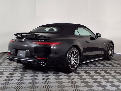 Used 2023 Mercedes-Benz SL 43 AMG w/ Driver Assistance Package image 30