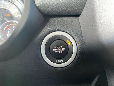 Used 2021 RAM 1500 Laramie w/ Sport Appearance Package AWD/4WD image 17