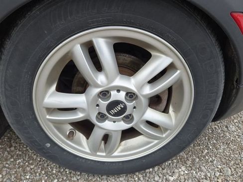 Used 2014 MINI Cooper Clubman FWD image 23