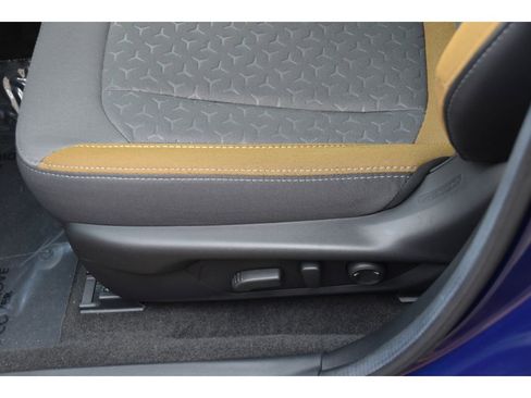 Certified 2025 Subaru Crosstrek 2.5i Sport w/ Crosstrek Mirror Package image 32