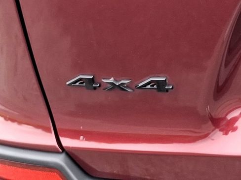 Used 2020 Jeep Cherokee Latitude Plus AWD/4WD image 29