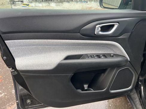 Used 2022 Jeep Compass Latitude w/ Convenience Group image 20