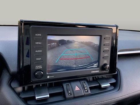 Used 2022 Toyota RAV4 XLE Premium FWD image 27