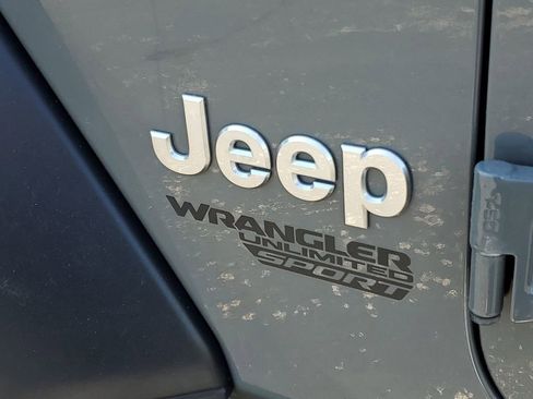 Used 2019 Jeep Wrangler Unlimited Sport AWD/4WD image 30