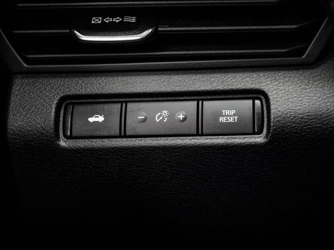 Used 2024 Nissan Altima 2.5 SR w/ SR Premium Package AWD/4WD image 31