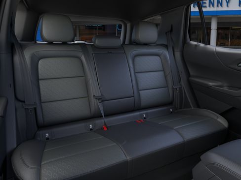 New 2026 Chevrolet Equinox LT w/ Convenience Package II FWD image 17